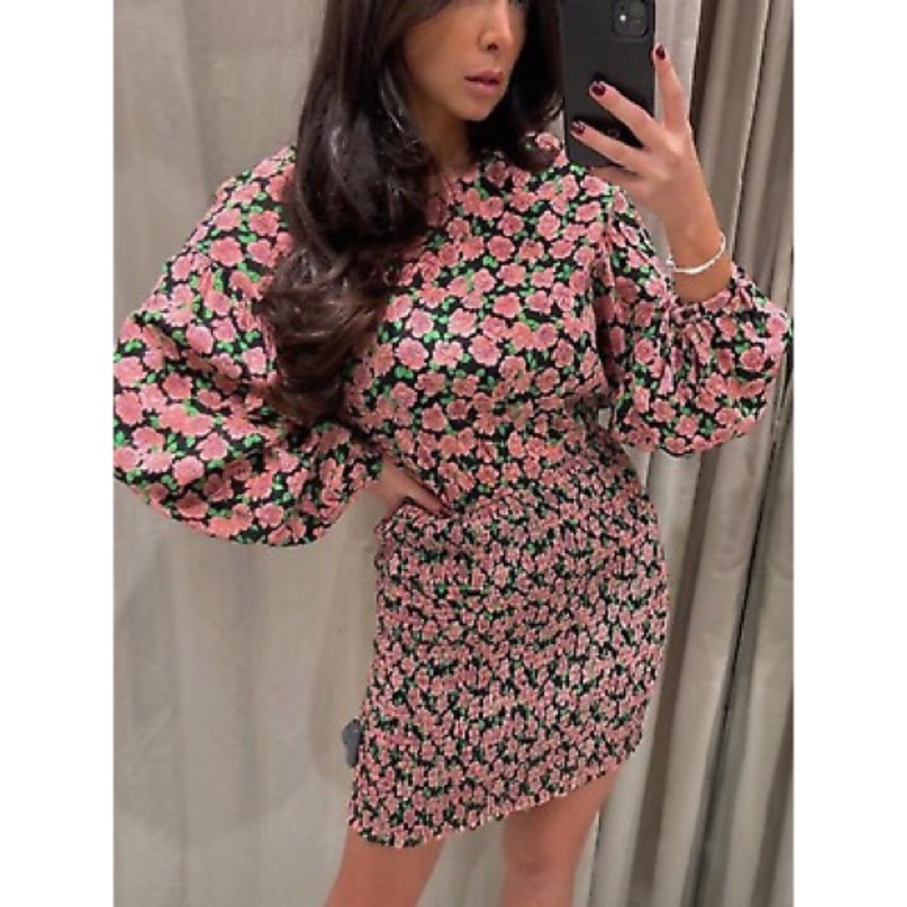 NWT Zara Floral Print Elastic Puff Sleeve Small